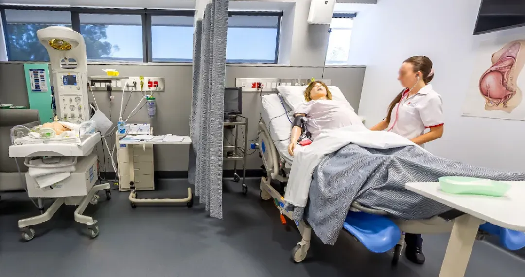 Midwifery Simulation Lab, provides a fully immersive hospital experience