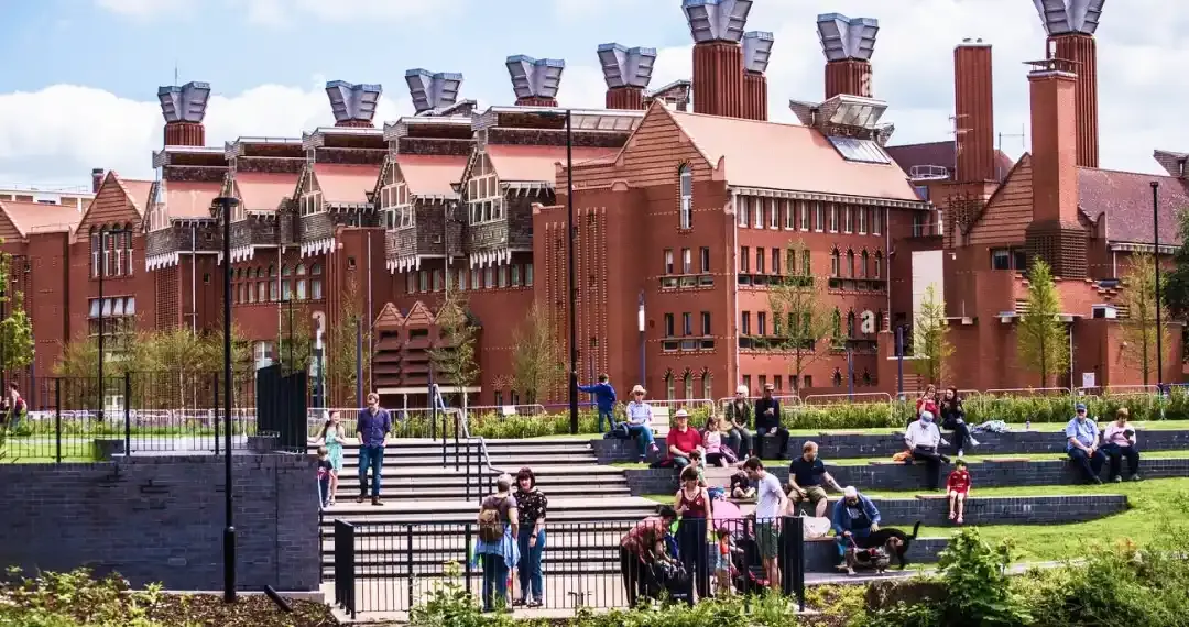 Queens’s Building is the key academic facility house in mechanical engineering, electrical engineering, and civil engineering