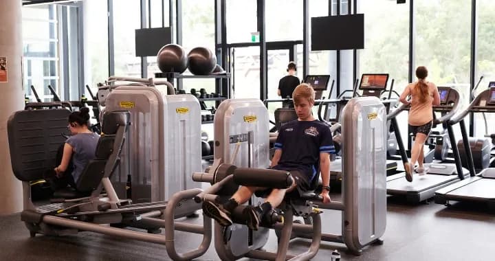 World-famous Technogym equipment, these innovative machines offer the most complete range of cardio, strength and functional training equipment