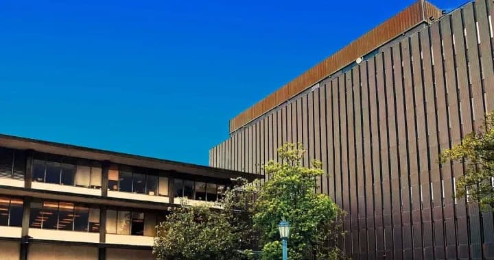 Herbert Smith Freehills Law Library building