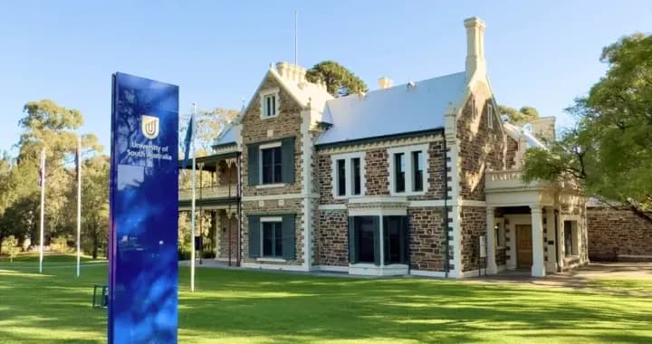 UniSA's Mawson Lakes campus boasts contemporary, industry-standard teaching and research facilities for students