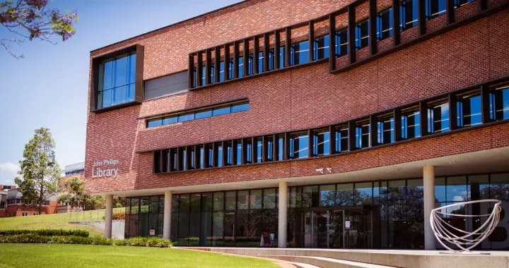 Boasting state of the art library, teaching and gym facilities, Penrith Campus is where you can reach your unlimited potential